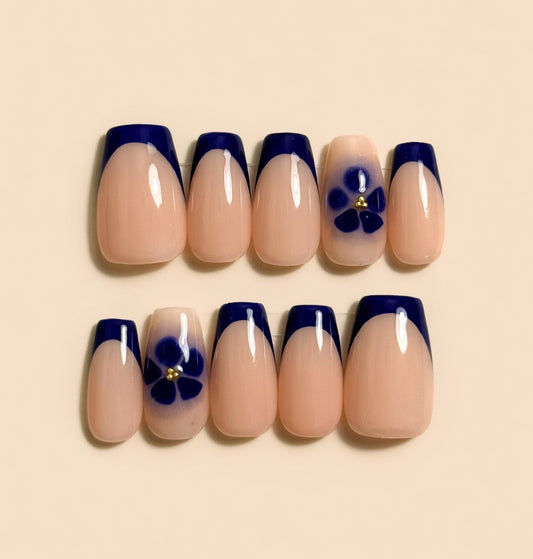 Künstliche Nägel zum Aufkleben