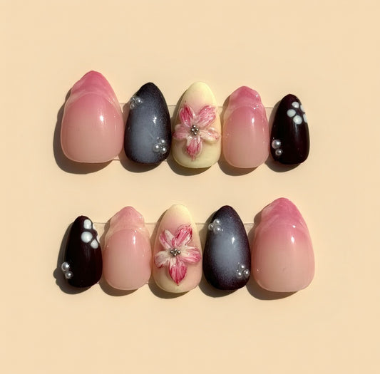 Künstliche Fingernägel zum Aufkleben